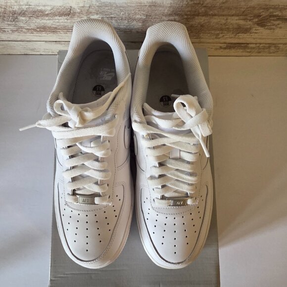 ⚪ Nike Air Force 1 ’07 Low Triple White | Clean Classic Sneakers - Picture 8 of 10